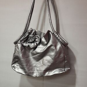 Chic Silver Women's Shoulder Bag with Floral Accent